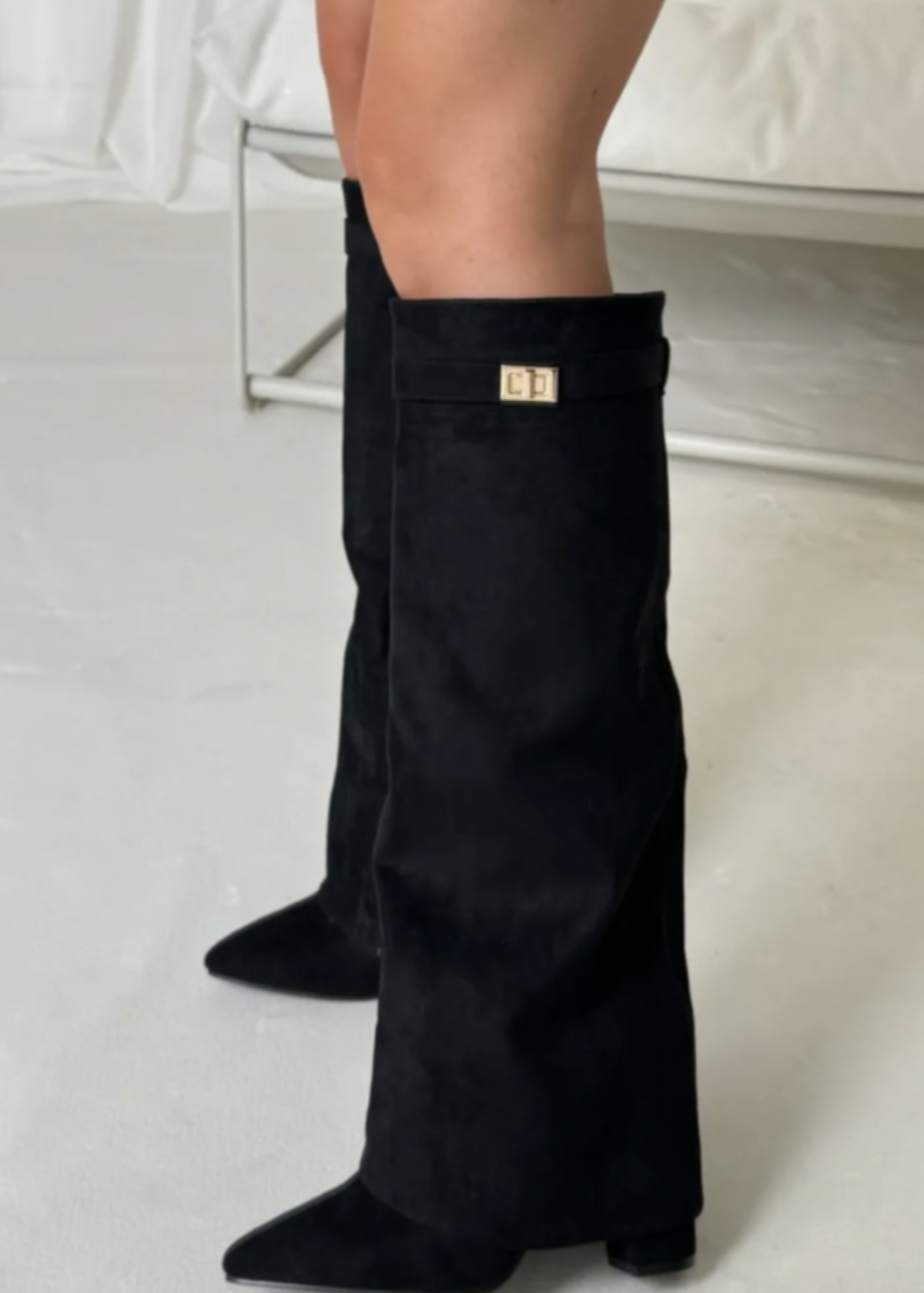 Olushia Suede Boots