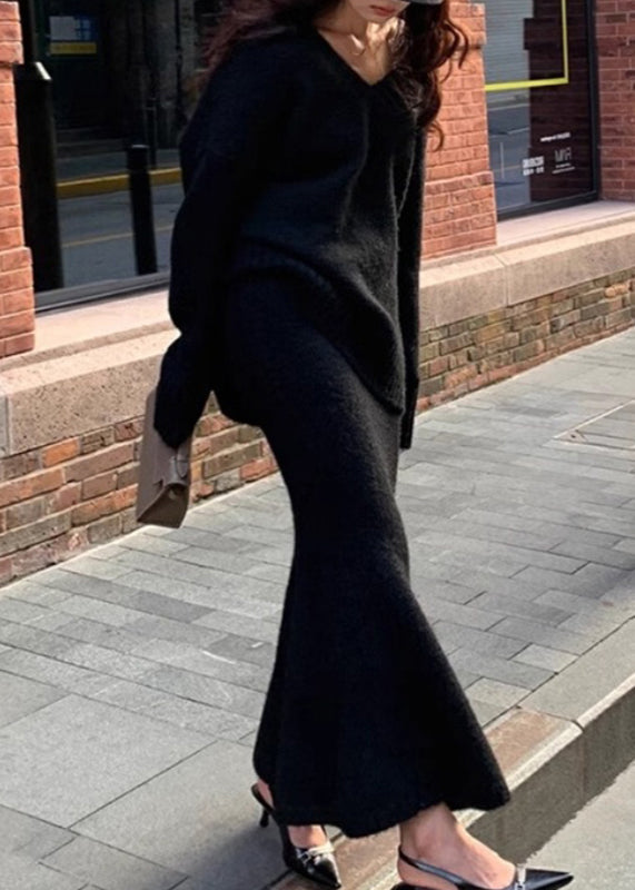 Aleta V-Neck Knit Sweater Skirt Set - Black