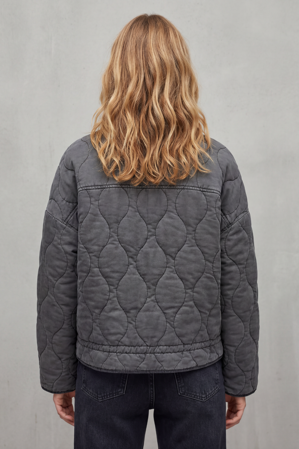 Cavelline High Neck Wave Quilted Zip Up Jacket