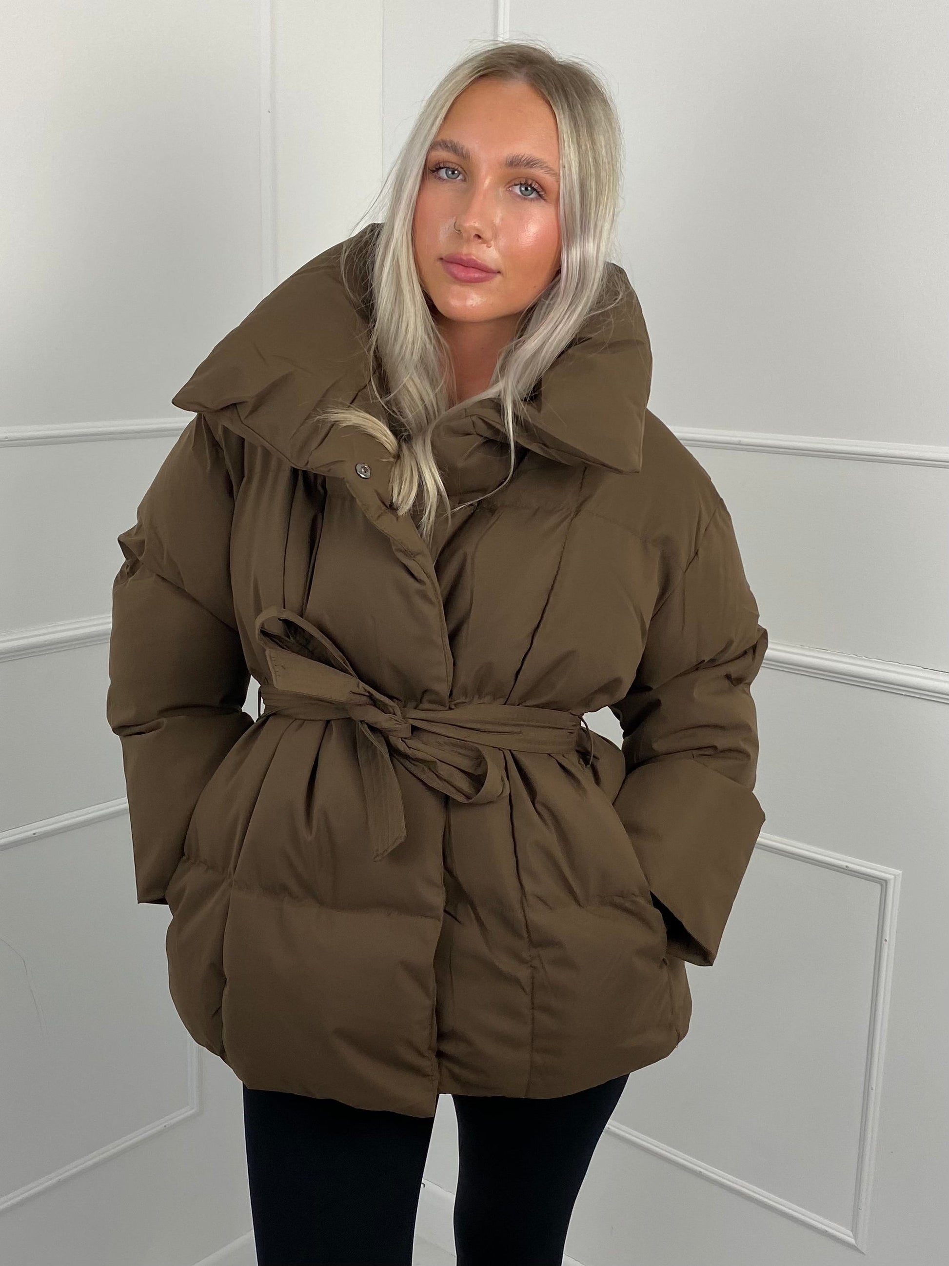 Karly Short Belted Puffer Jacket - Brown