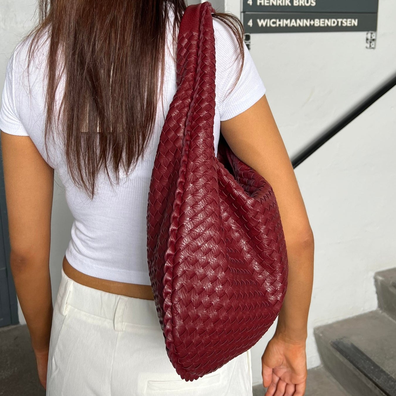 Ivie Shoulder Bag