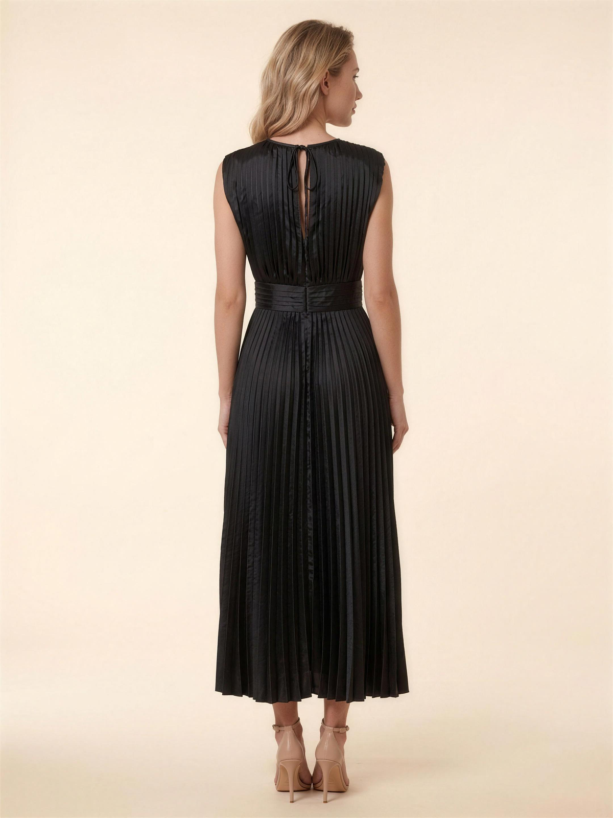 Brooklyn Midi Dress - Black