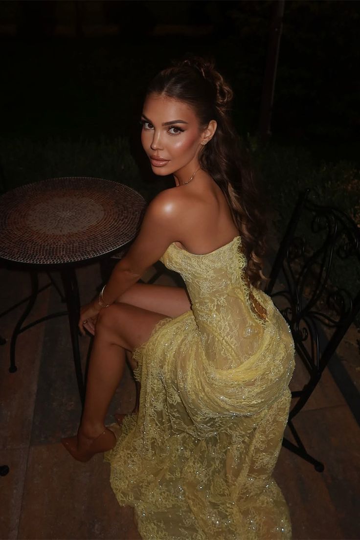 Gwyn Strapless Lace Mermaid Gown - Butter Yellow